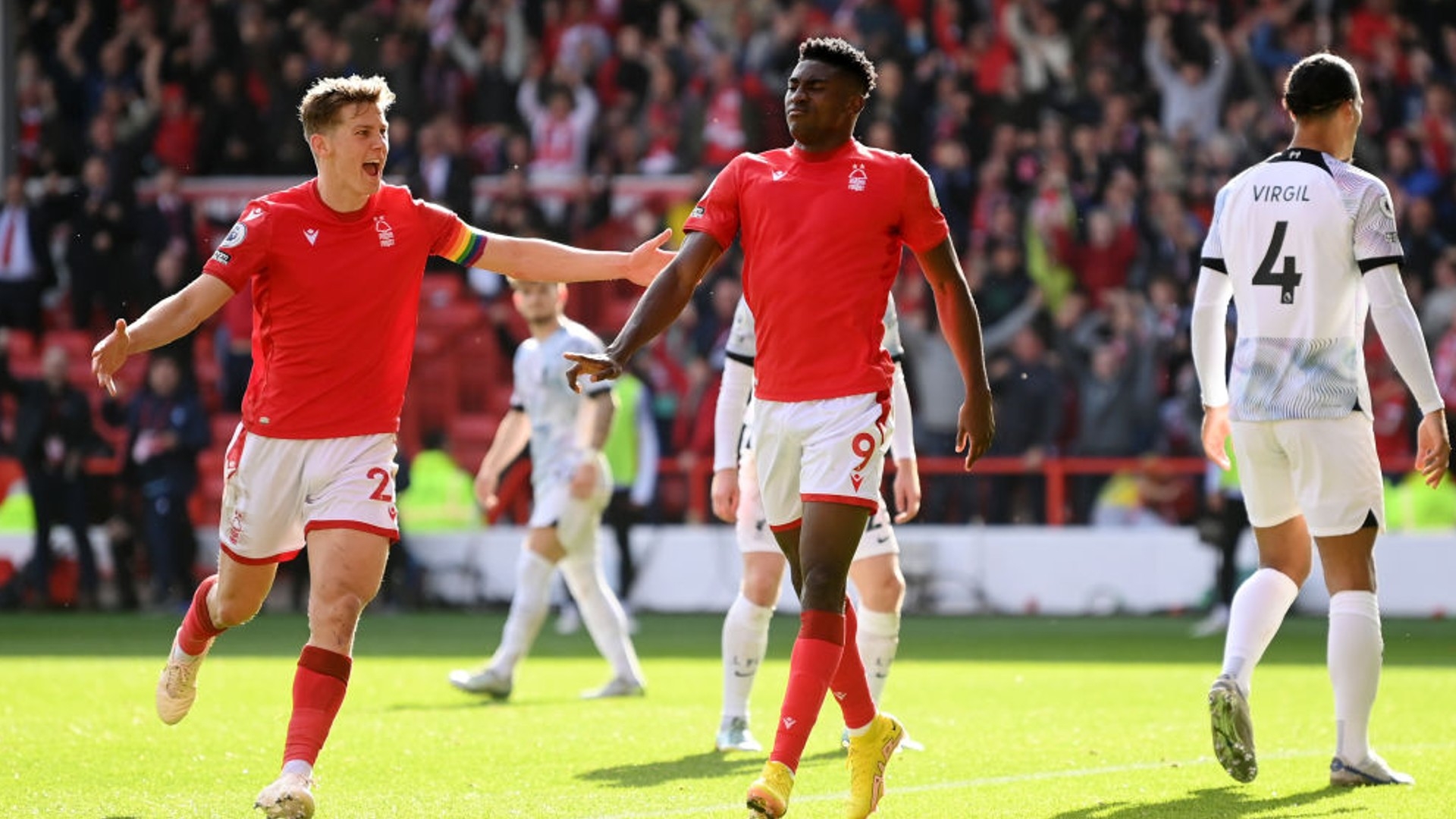 儘管在成就 儘管在成就