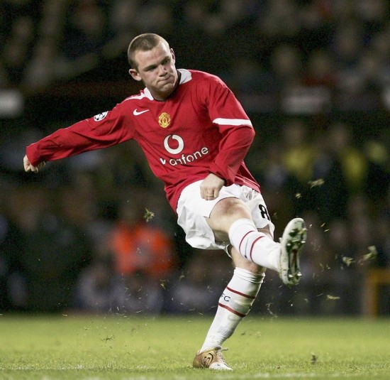 通过敏锐的 通过敏锐的